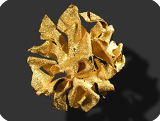 gioiello artistico in bronzo placcato oro